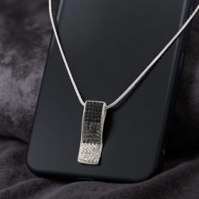 Black Light Crystal medál + lánc