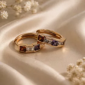 Clara Gold Deep Color