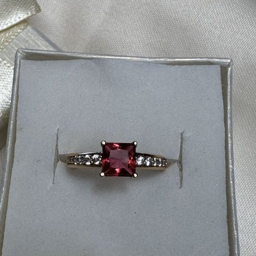 Rio Red Diamond 