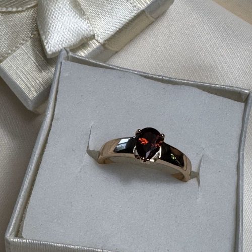 Red Eye Diamond