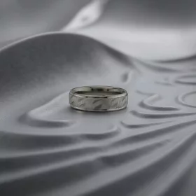 Lioran Brushed Silver