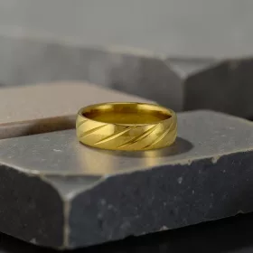 Tilted Line Gold Solid