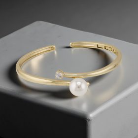 Olivia Pearl Elegant